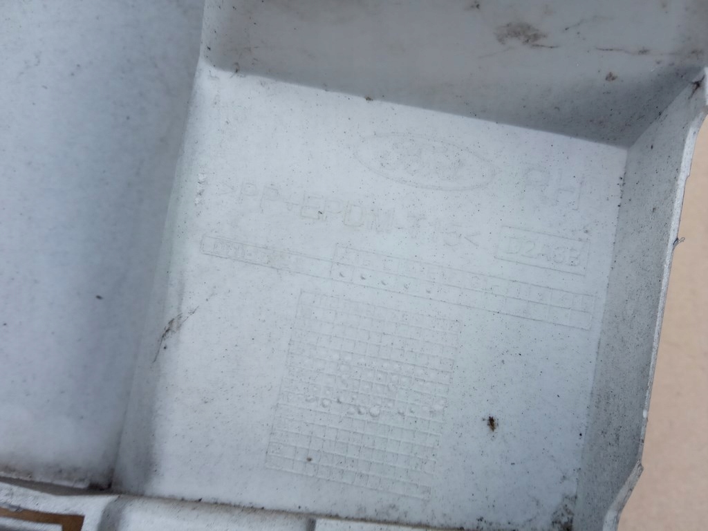 фото №7, Ford transit connect 2014-18- кутик бампера pt