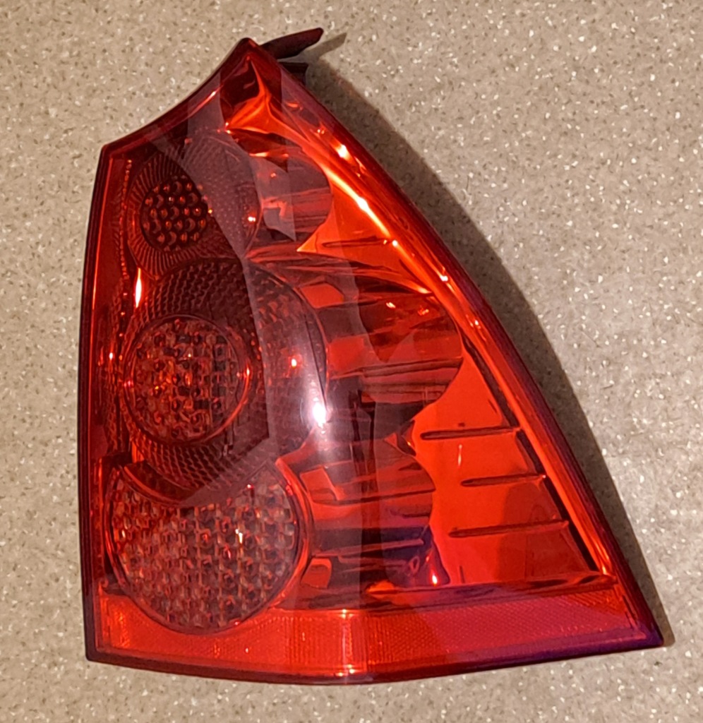 фото №4, Peugeot 307 sw lift лампа права задня x105