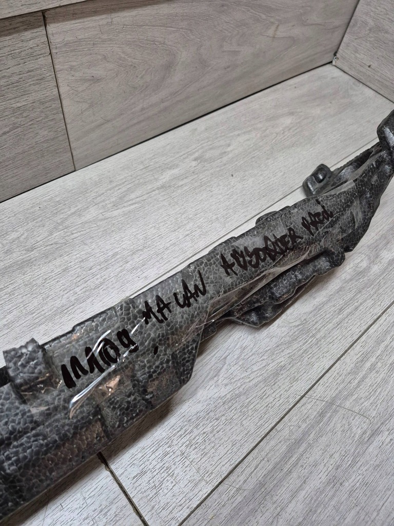 фото №7, 11109. macan абсорбер пена перед 95b807550r