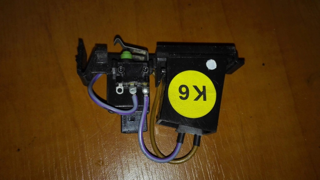 фото №1, Кнопка переключатель контактор w220 2208203301