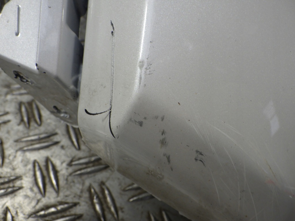 фото №10, Toyota yaris iv 2020- бампер задняя задний pdc