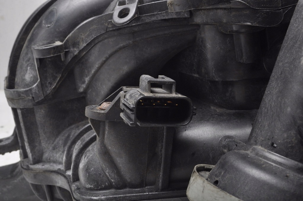 фото №6, Volvo c30 c70 s40 ii v50 1.8 16v 125km коллектор всасывающий 2004.04 - 2010.12