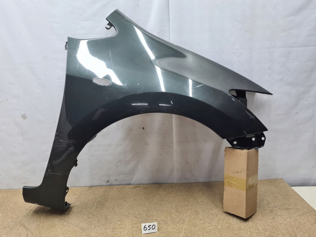 фото №1, Toyota auris i 06-09 крыло правый перед