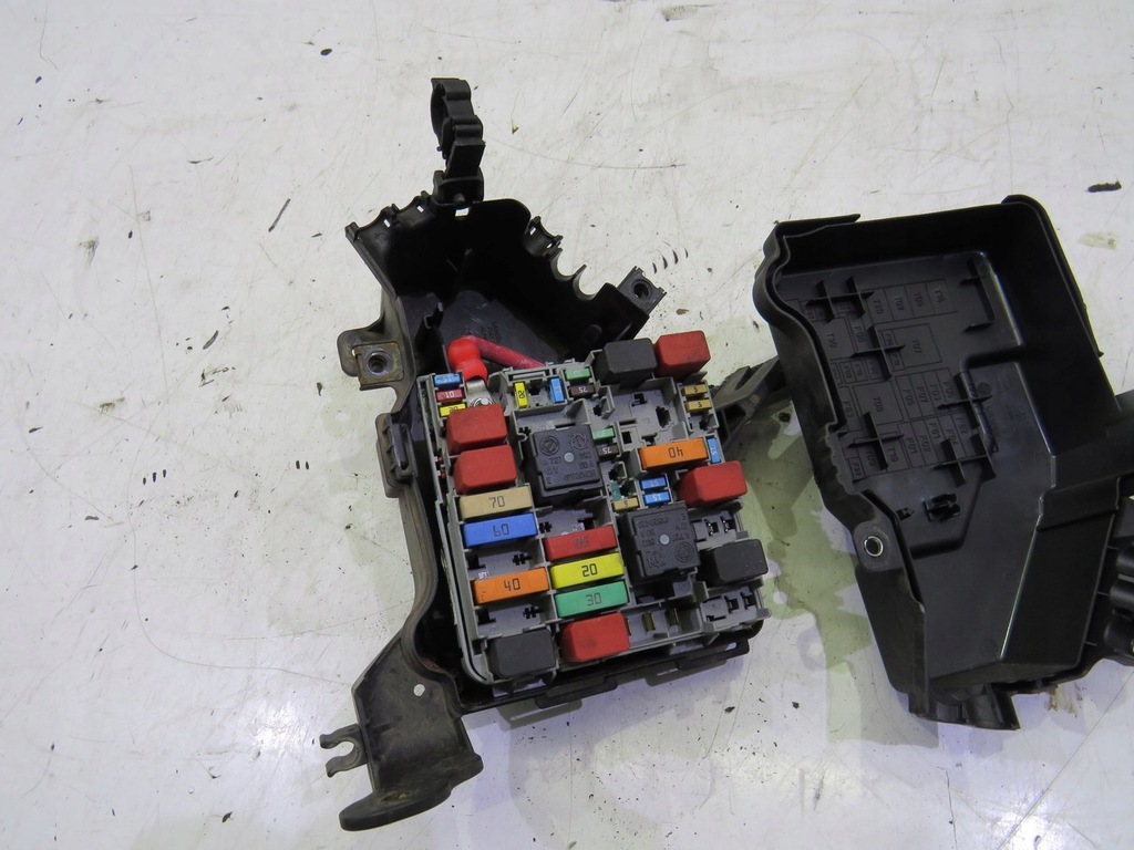 фото №7, Коробка предохранителей alfa romeo giulietta 1.4 tb