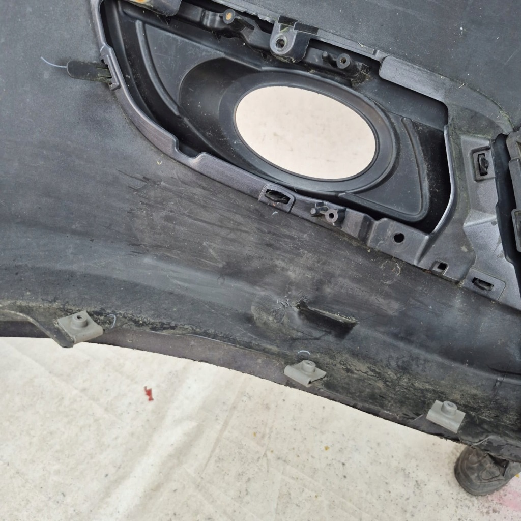 Купить Mazda 3 i hb рестайлинг  06-09 бампер перед передний