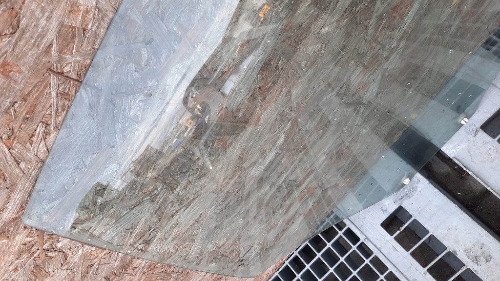 фото №3, Стекло дверь задняя задняя правая daewoo tacuma 00r