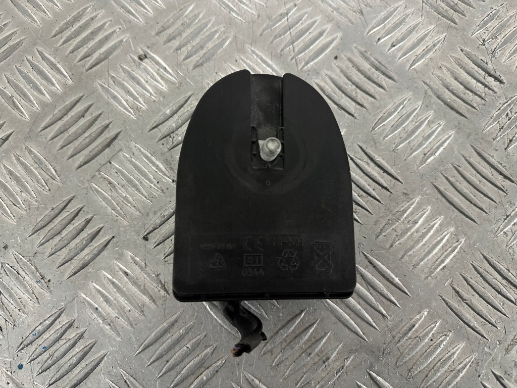 фото №4, Audi a3 8p сирена сигнал сигналізація 1k0951605c