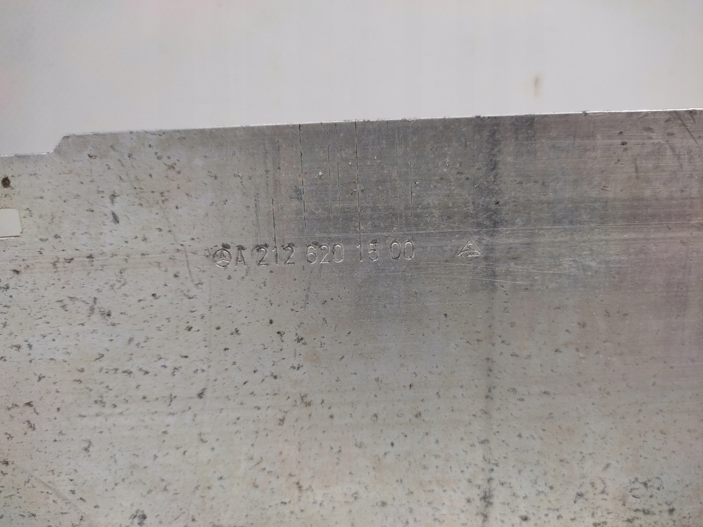 фото №10, Mercedes e-klasa w212 балка бампера перед 2009-