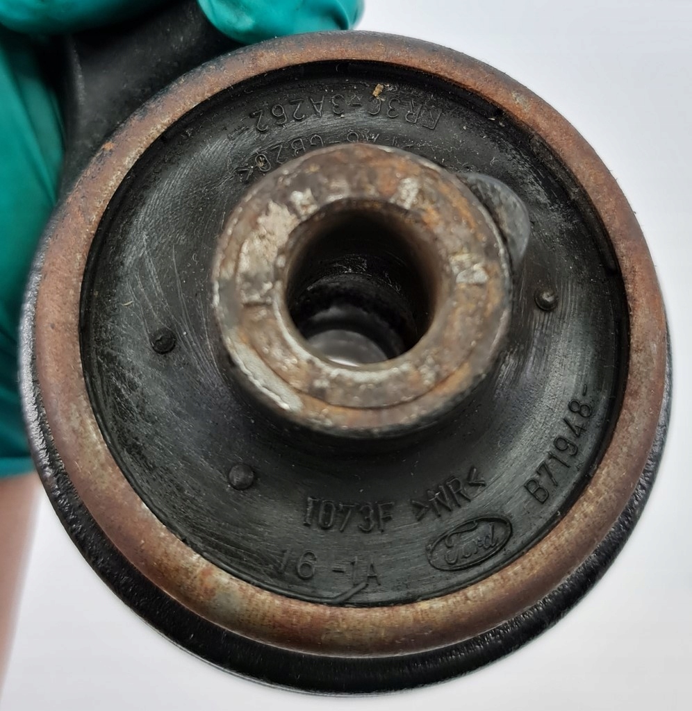 фото №6, Важіль передній правий перед ford mustang vi