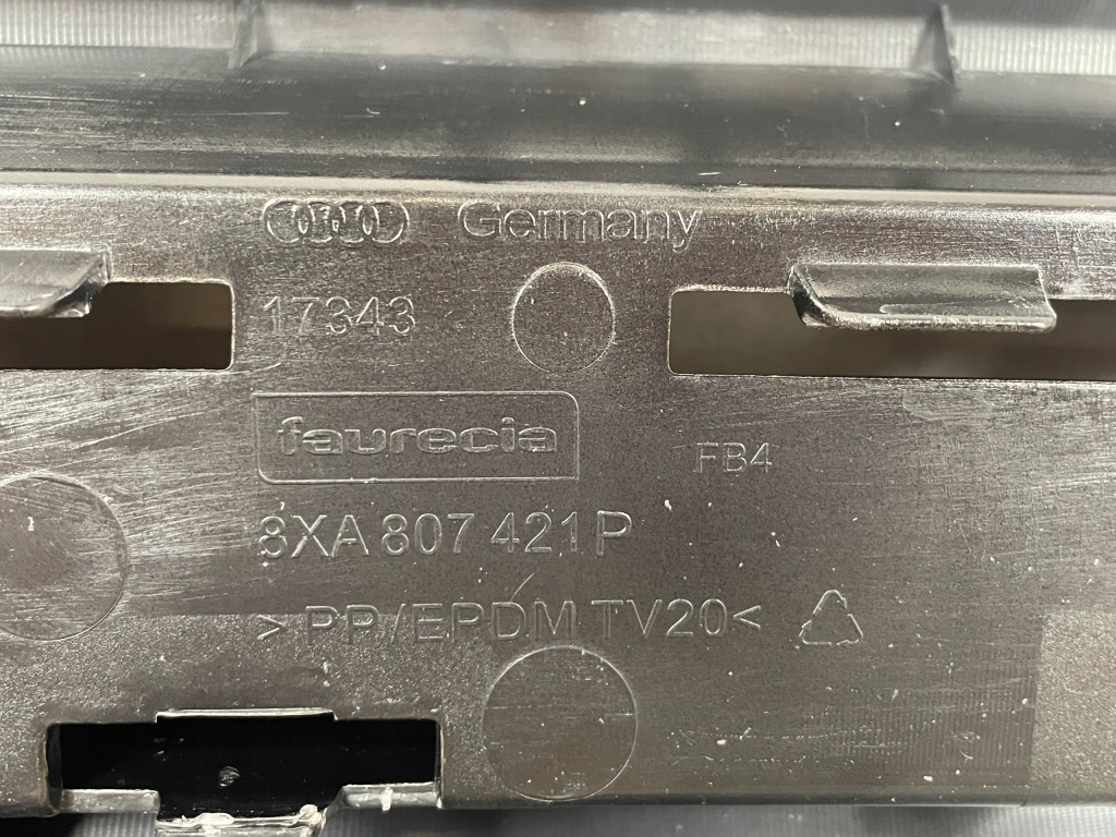 Audi a1 8xa lift s-line спойлер накладка бампера задняя задняя в Украине