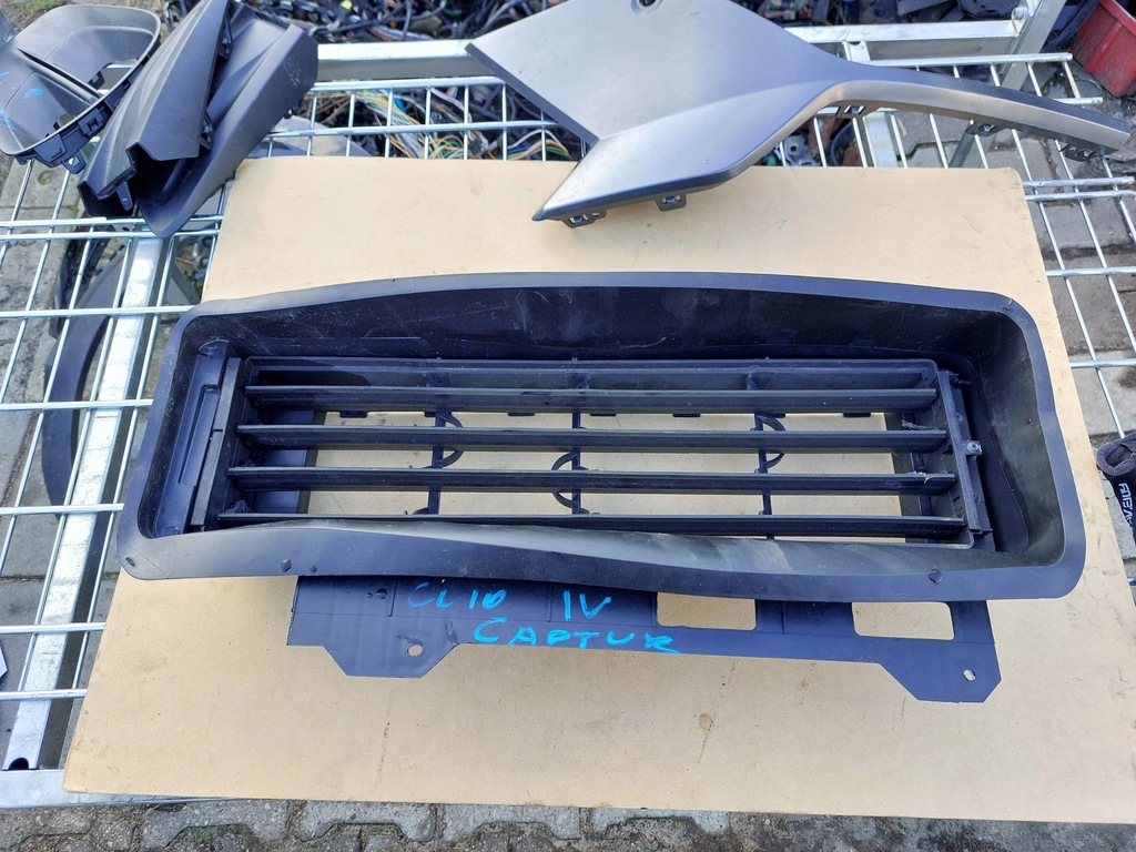 фото №1, Жалюзи шторка воздуха renauult clio iv captur i