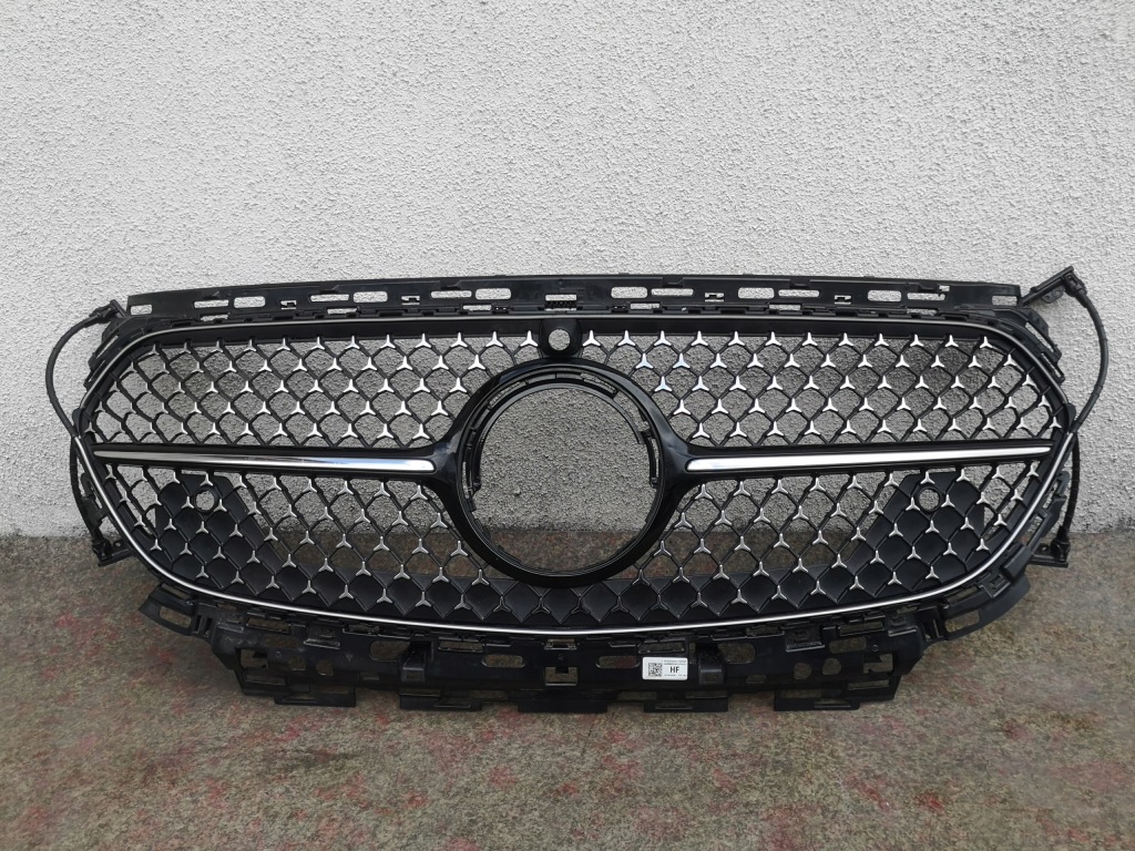 Купить Mercedes e klasa w214 a214 x214 amg 23- 2023- решётка радиатора решётка радиатора led diamond