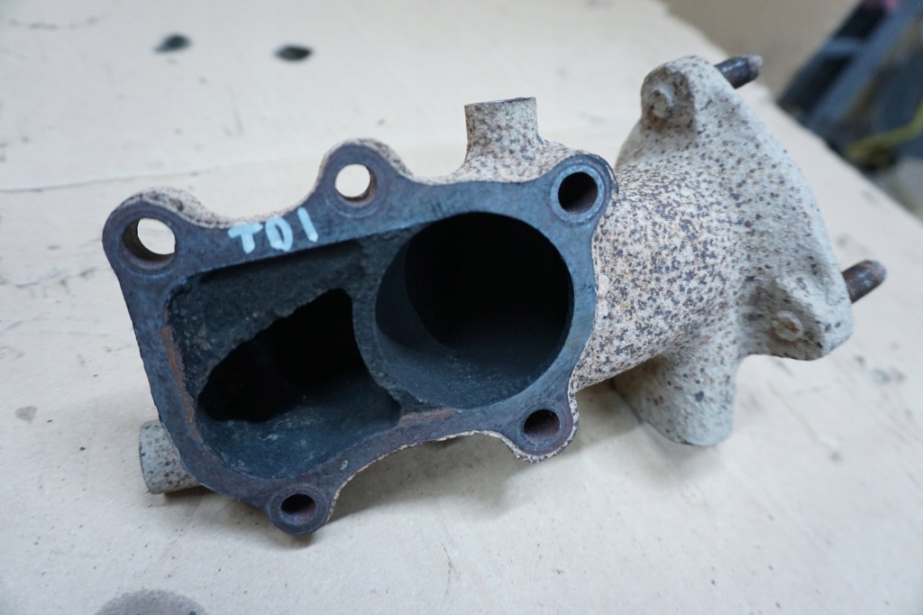 фото №2, Terrano ii труба вихлопна turbo колектор 2,7 tdi