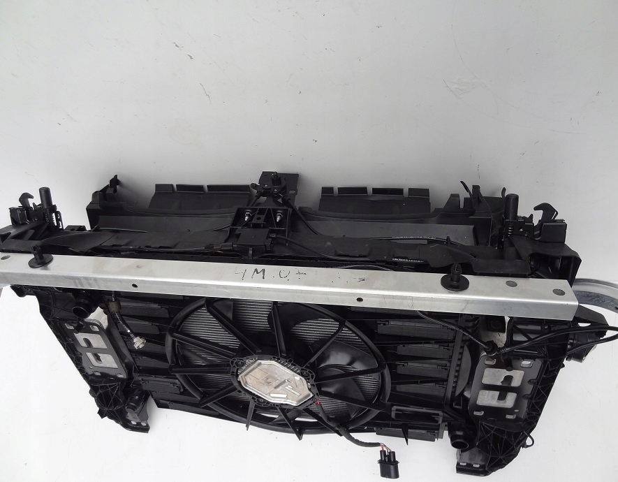 Комплектный  ремень усилитель перед 3.0 tdi 4m0145805c audi q7 4m с Разборки