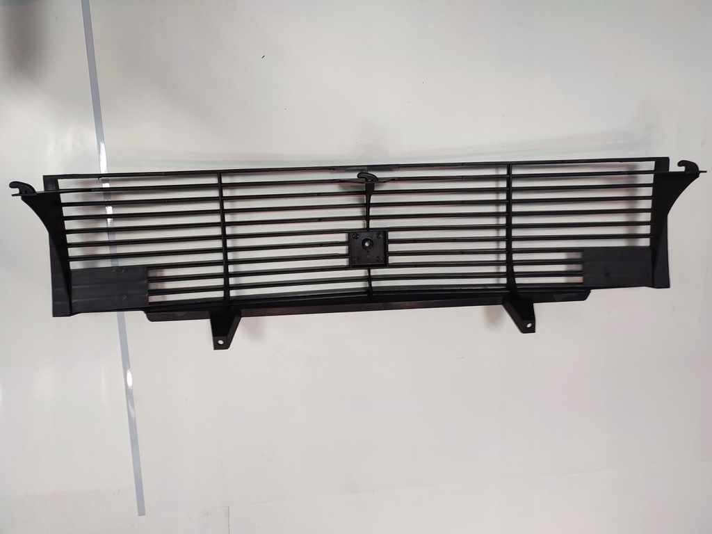 фото №4, Решётка радиатора seat ibiza 85-90