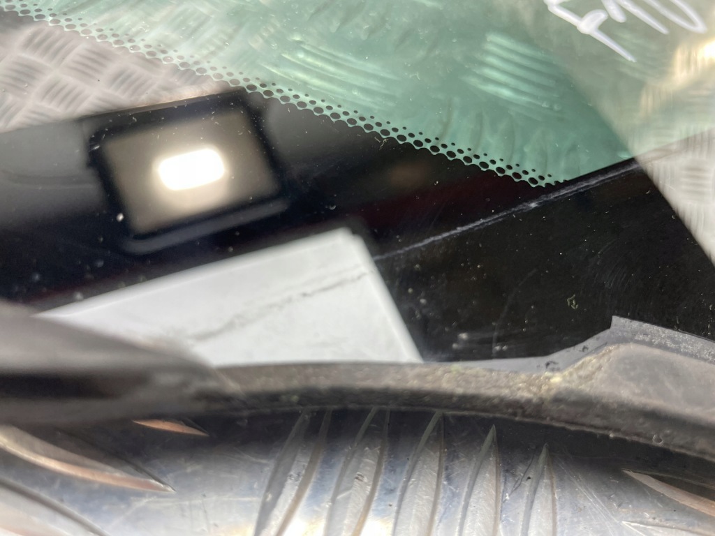 фото №8, Bmw f10 скло кузовна правий задня трикутник 7311246