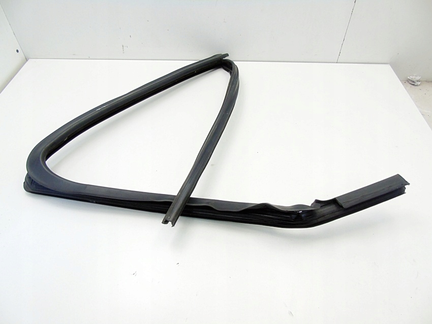 фото №1, Прокладка скло двері правий задня renault modus 2007