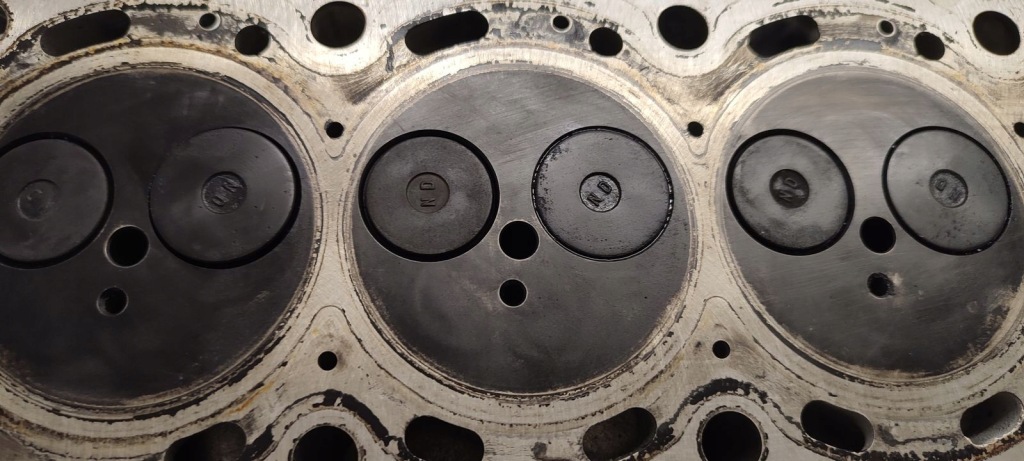 Головка двигуна toyota 1,4d d4d 1nd Оригінал