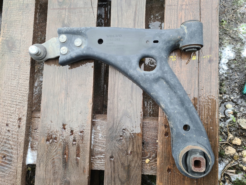 фото №1, Важіль лівий перед volvo xc40 d3 32221283