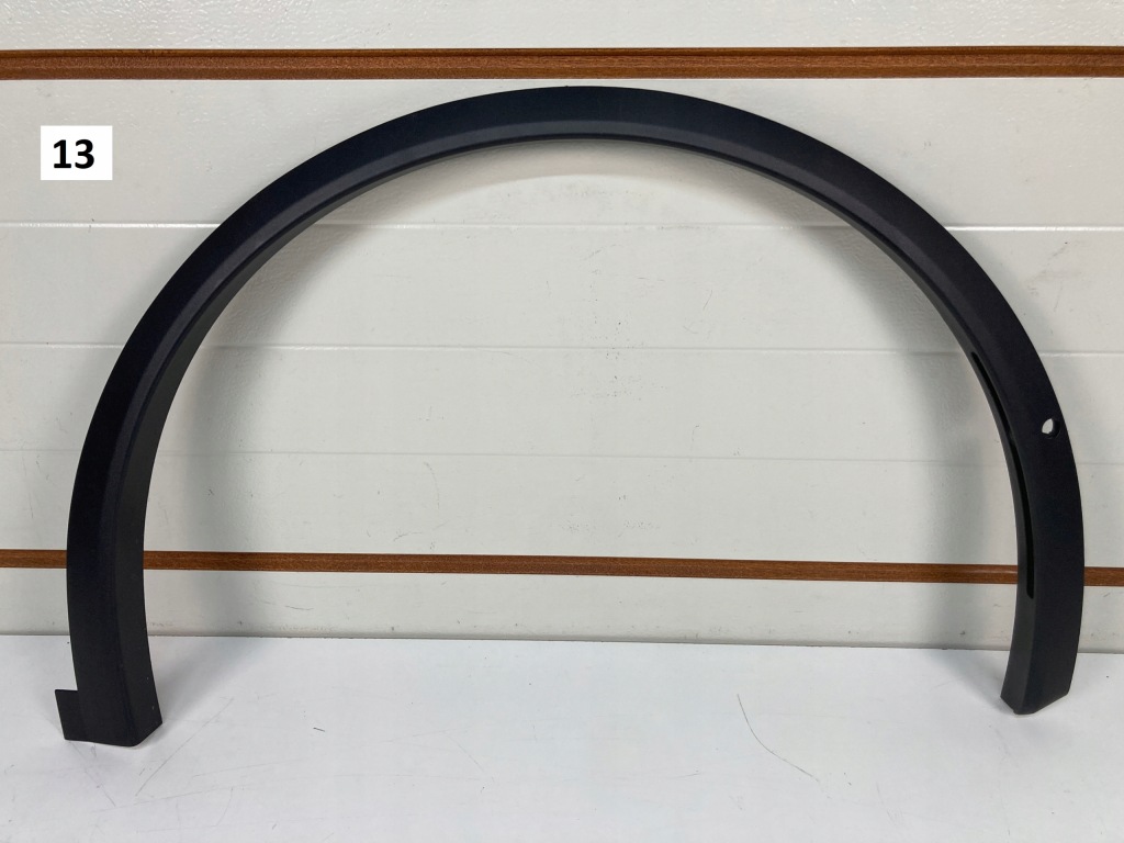 фото №1, Молдинг крыла правого передний tesla x