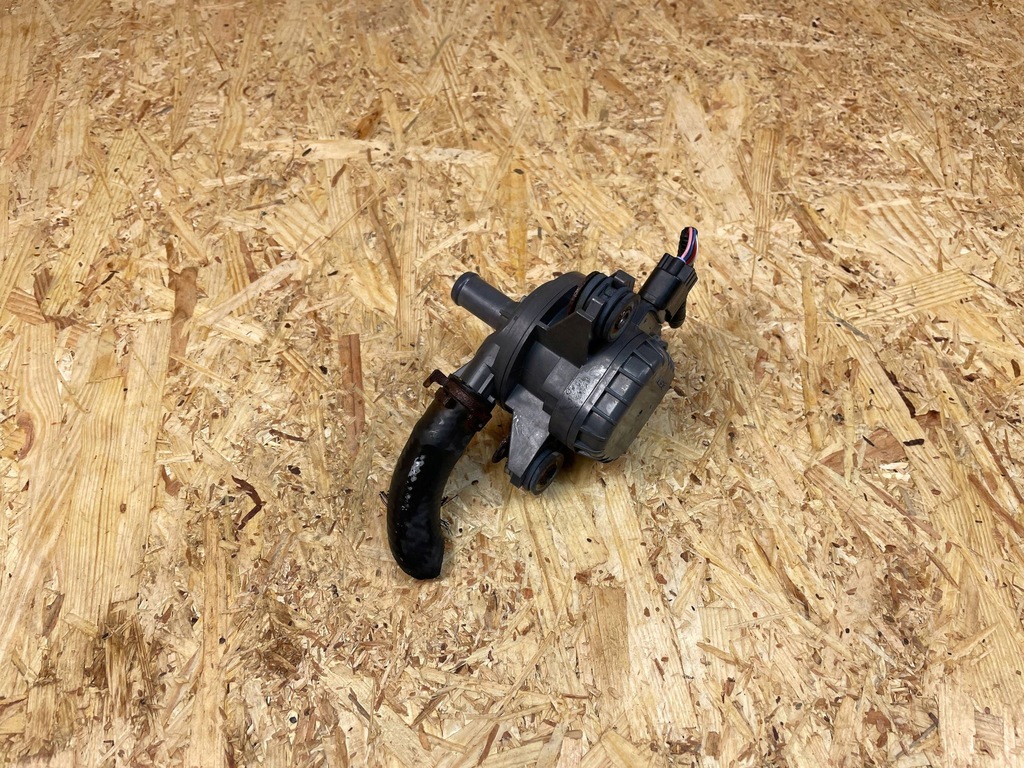 фото №8, Додаткова насос wody lexus nx gs toyota rav4 v g9040-48010