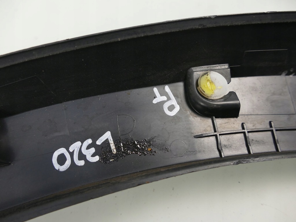 фото №11, Range rover sport l320 молдинг крыла правый задняя