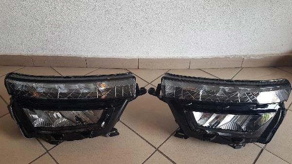 фото №1, Skoda kamiq full led лампа права передня перед