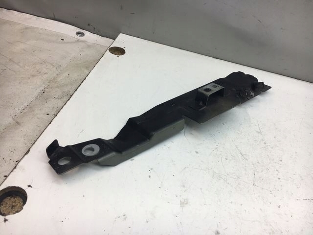 фото №5, Volvo s90 v90 кронштейн крила лівий