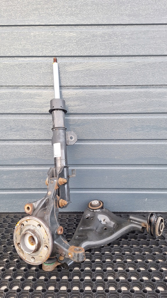 фото №1, Mercedes vito w447 поворотний кулак важіль амортизатор правий