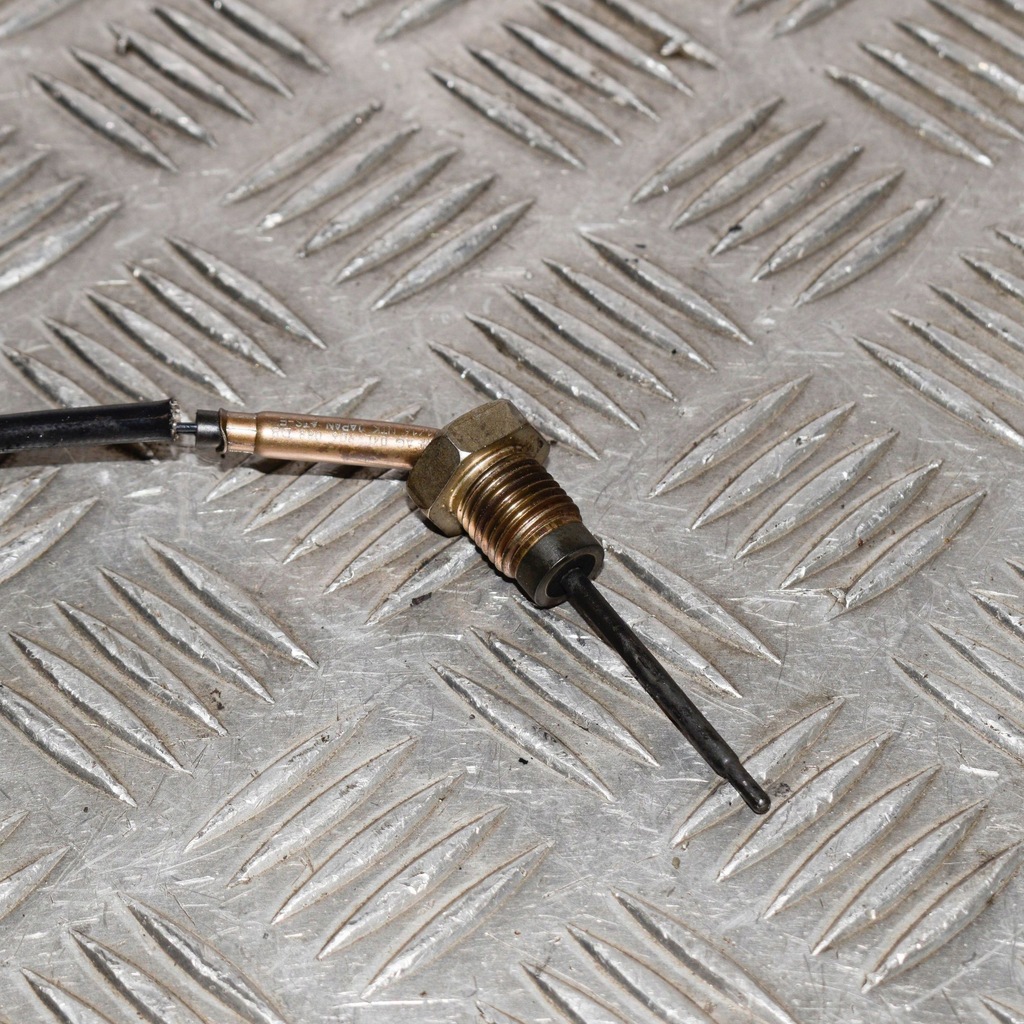 фото №6, Seat leon 5f 2016 датчик температуры масла