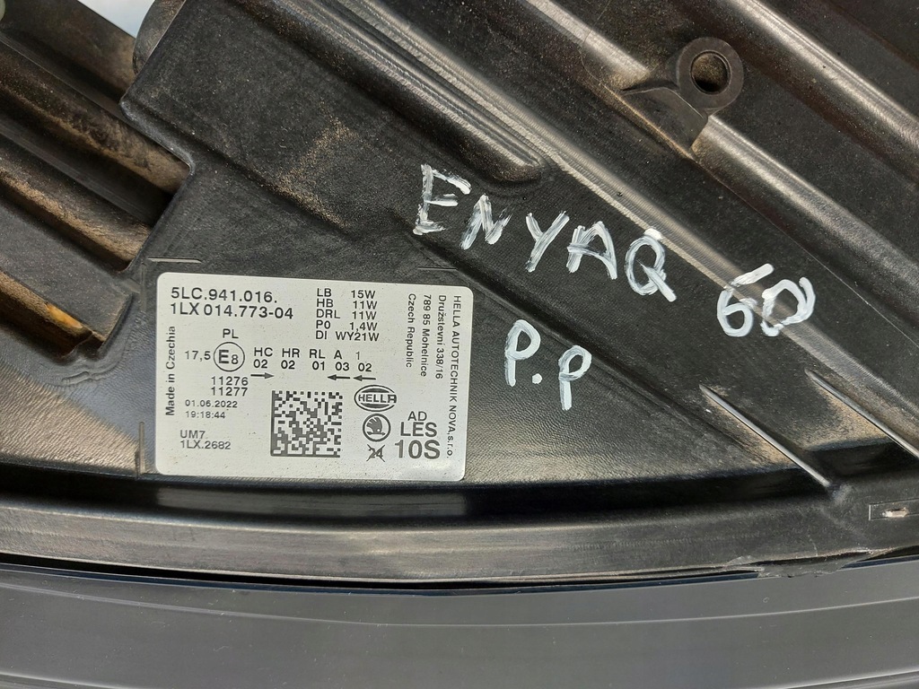 фото №6, Skoda enyaq 5la iv60 лампа правая перед rhd 5lc941016