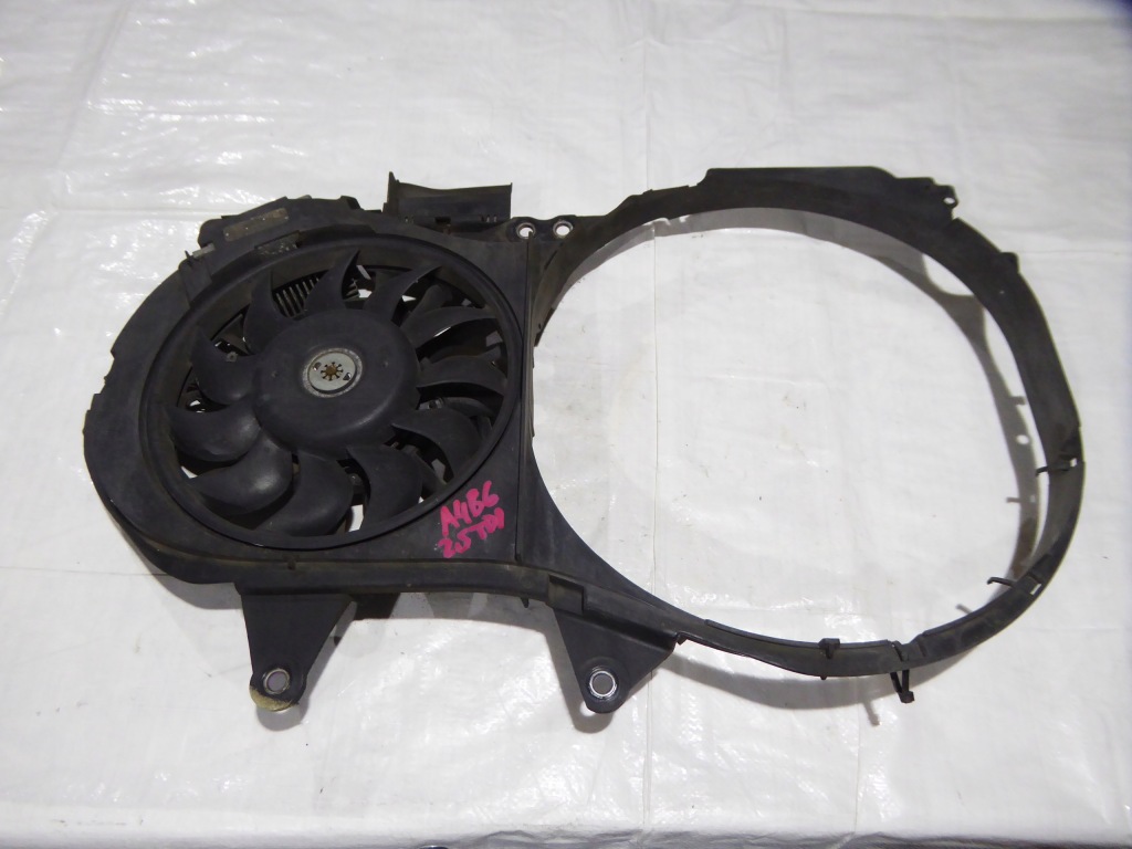 фото №1, Вентилятор радиатора audi a4 b6 2.5 tdi 8e0121205t