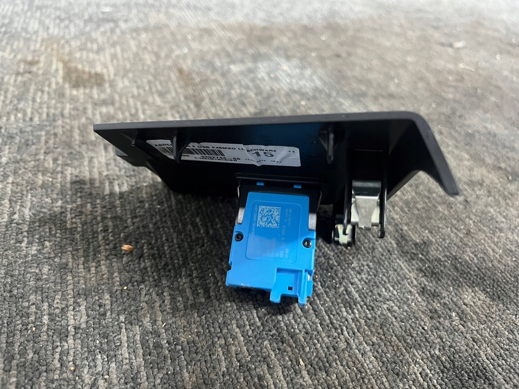 фото №8, Bmw x1 f48 lci lift 19r разъём port вход usb c оригинал