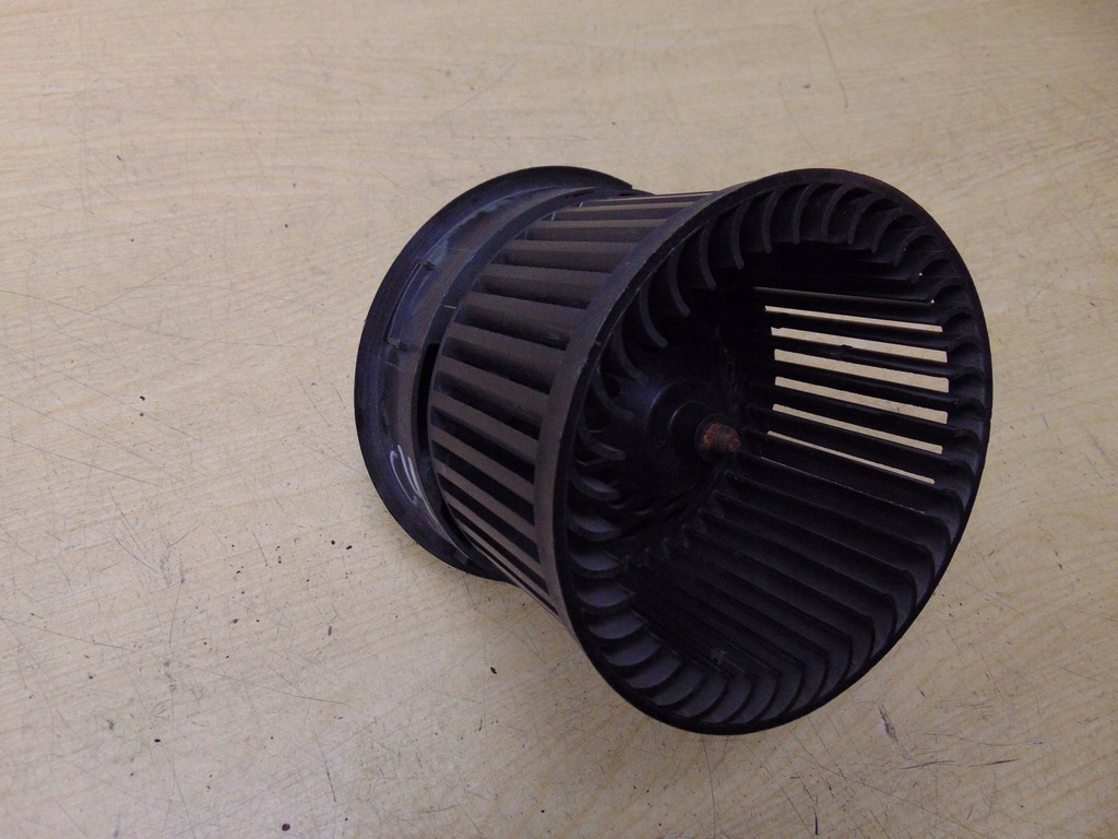 фото №10, Воздуходувка отопителя вентилятор citroen c4 ii b7