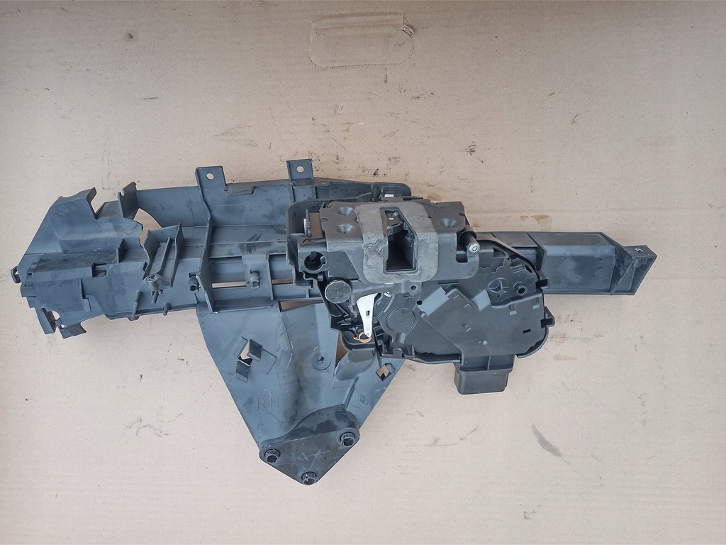 фото №2, Замок дверь правый перед ford b-max 3m51-r21978ac