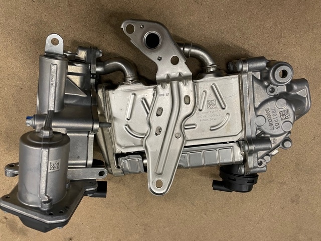 фото №1, Радиатор выхлопных газов egr mercedes a6541400075