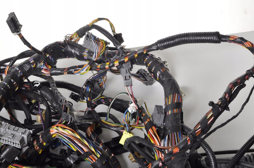 Aston martin vanquish 1 6.0 джгут електропроводка електрична 1r12-370408-ae Київ