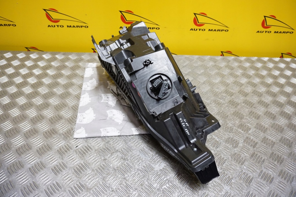 Volvo xc60 рестайлинг  2021- фара фара full led система правый  америка Доставка