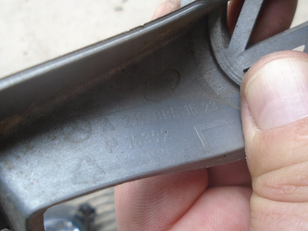 Mercedes w219 рестайлінг  протитуманна фара решітка лівий a2198851523 Зі Шроту