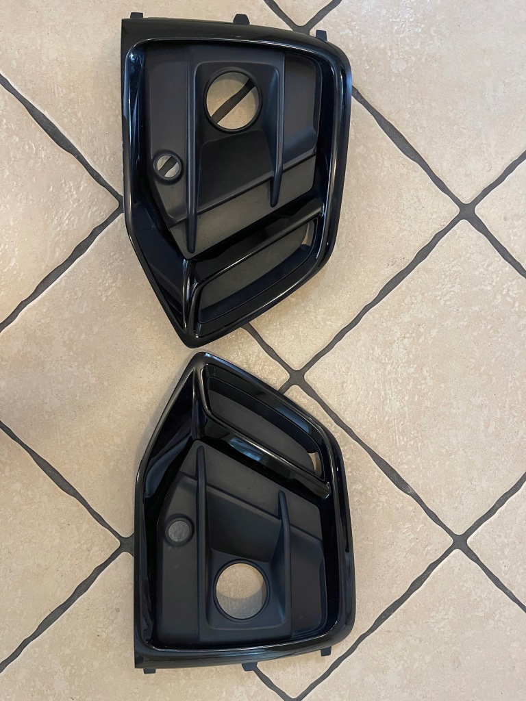 фото №1, Audi q5 sq5 21- решітка протитуманної фари оригінал