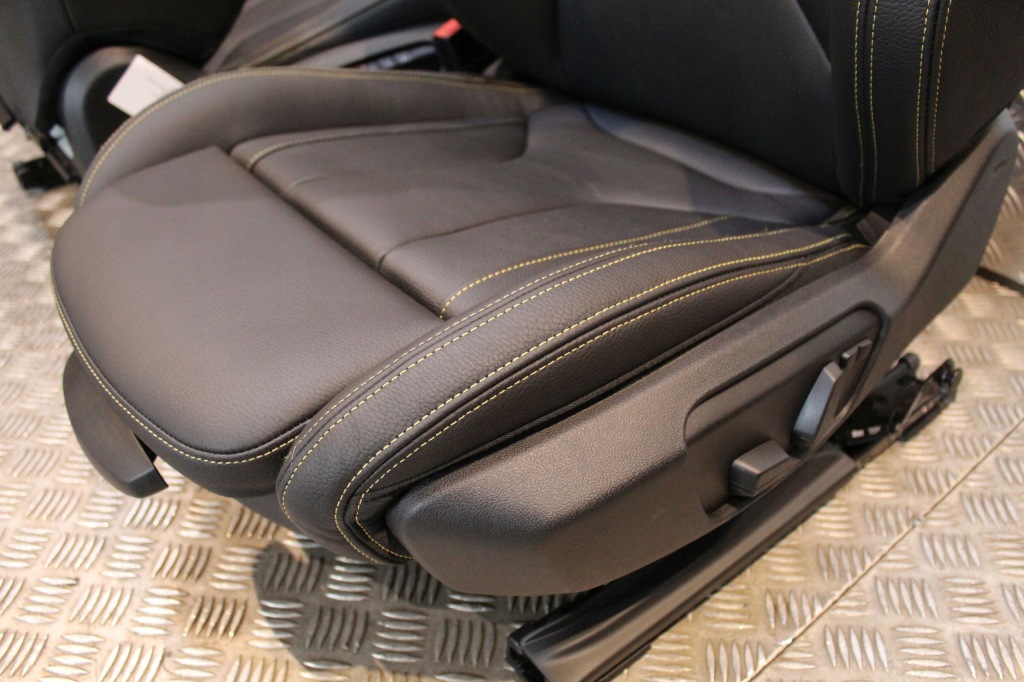 фото №8, Bmw x2 f39 обивка m сиденья подогрев обшивки