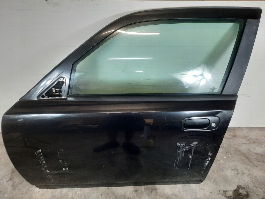 фото №1, Дверь левый перед передние dodge charger 05-10