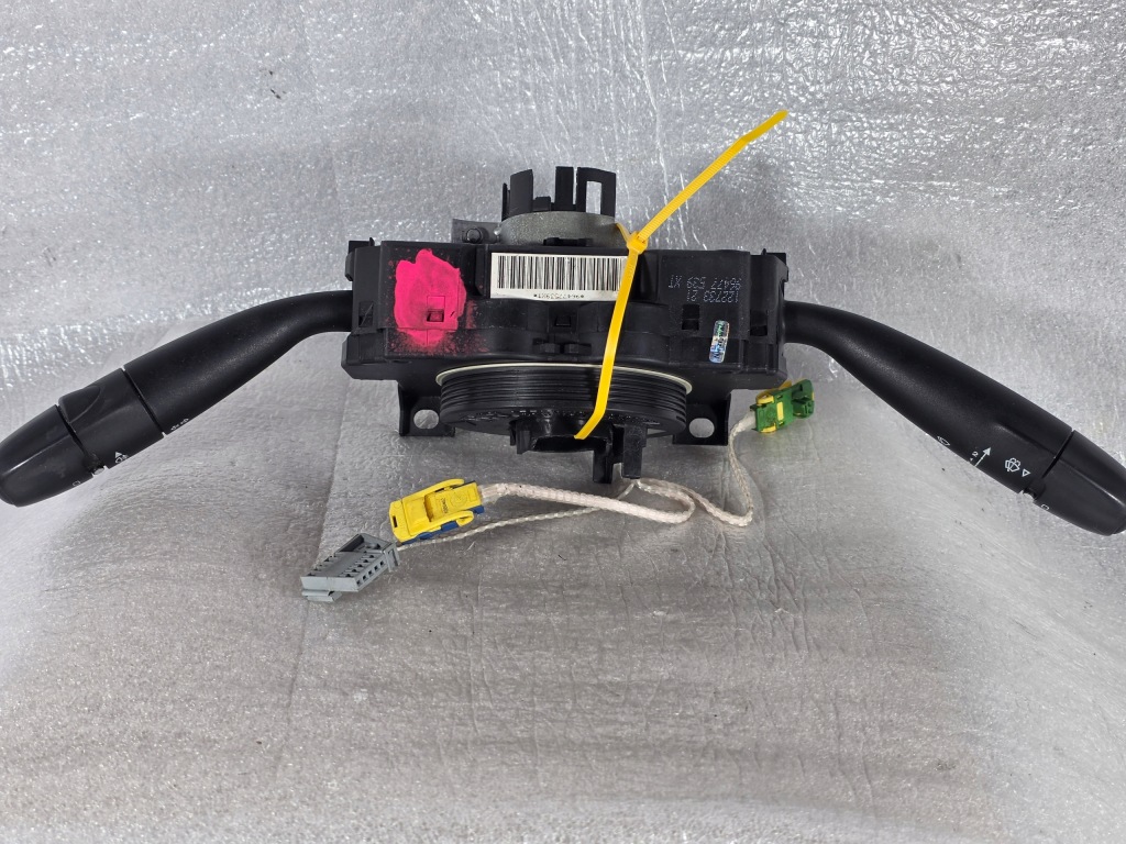 Перемикач підрульовий  перемикач підрульовий peugeot 206 307 807 picasso berlingo 96477539xt Київ