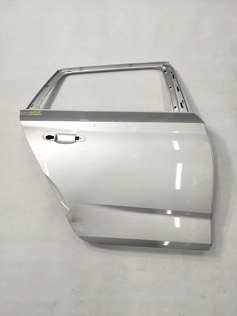 фото №1, Skoda scala 658 дверь правый задняя задние