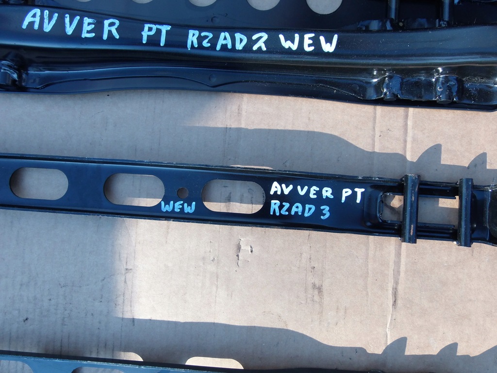 фото №8, Кронштейн каркас сидіння комплект toyota avensis verso 01-03r