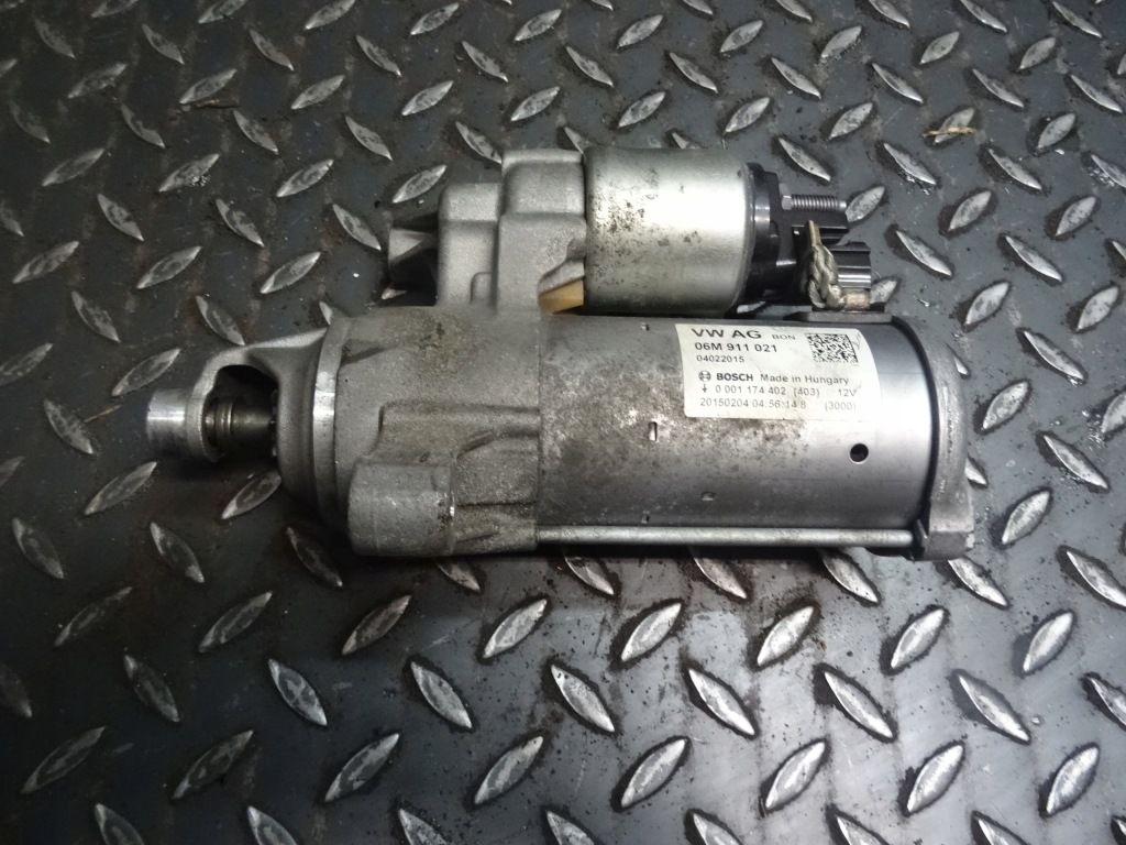 Купити Audi оригінальний номер 06m911021