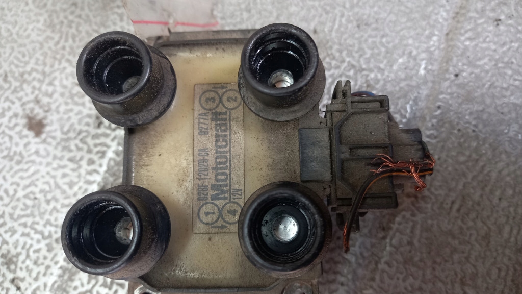 Котушка запалювання ford fiesta 928f12029ca Доставка