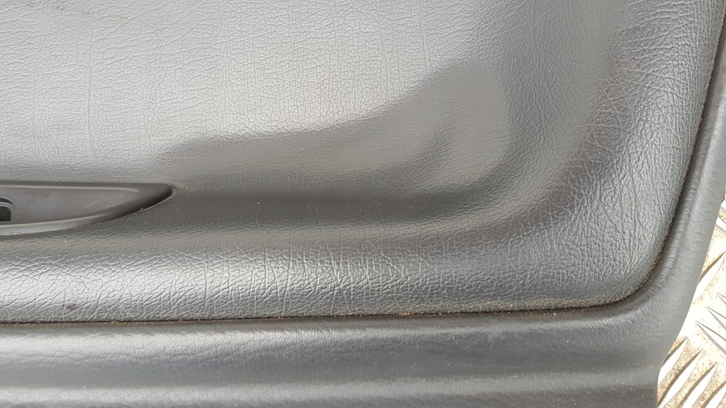 фото №9, Volvo v70 обшивка обивка правая перед