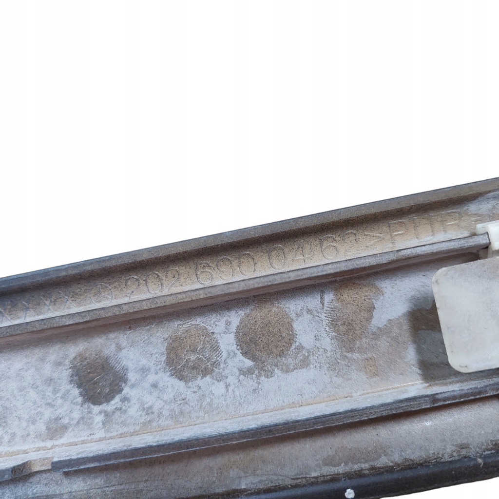 фото №9, Молдинг двері правий перед mercedes c w202