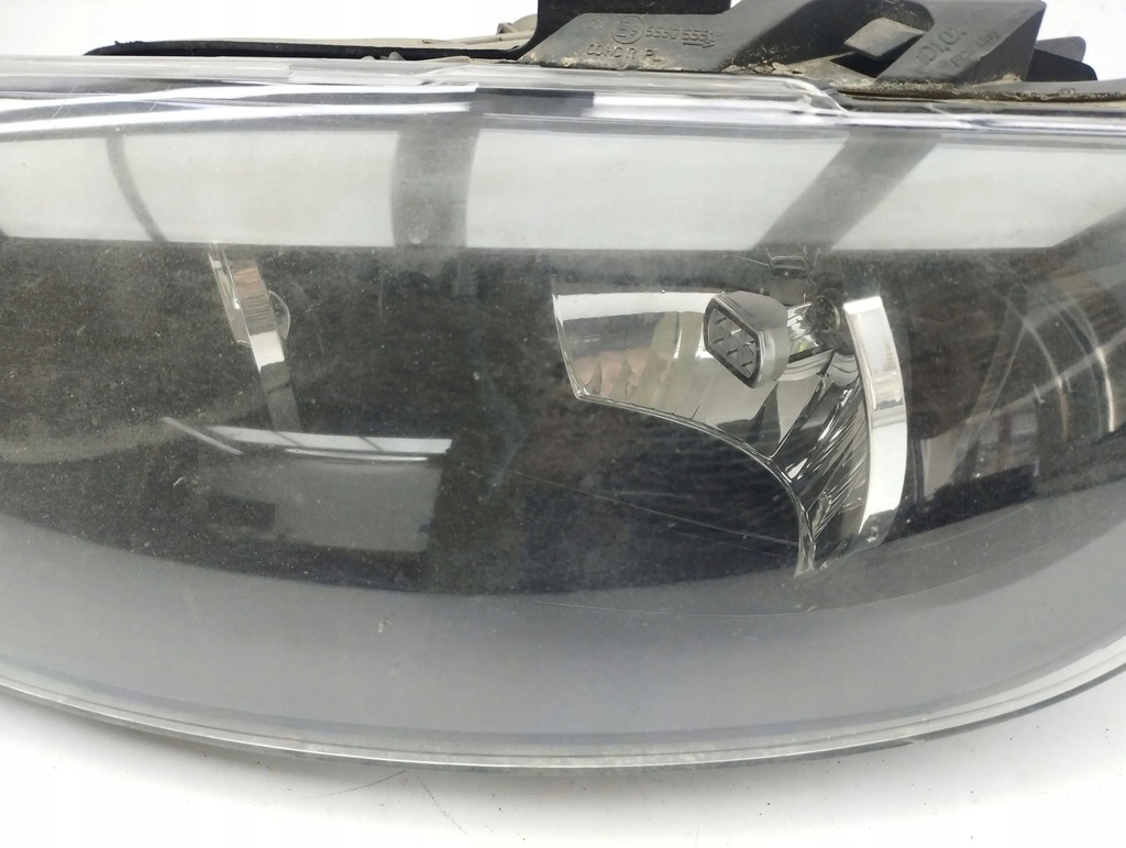 фото №10, Audi q7 4l 2008 левая сторона лампа передняя